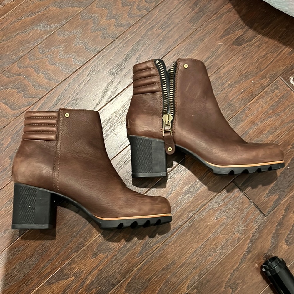 Sorel winter boot with heel